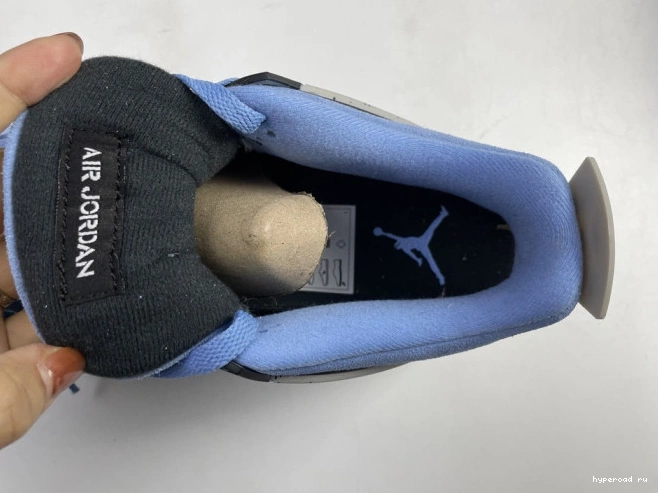 4 University CT8527-400 AIR Blue JORDAN 0720